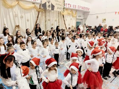 Коледно тържество 21.12.23 г. - ДГ Ралица - Кричим